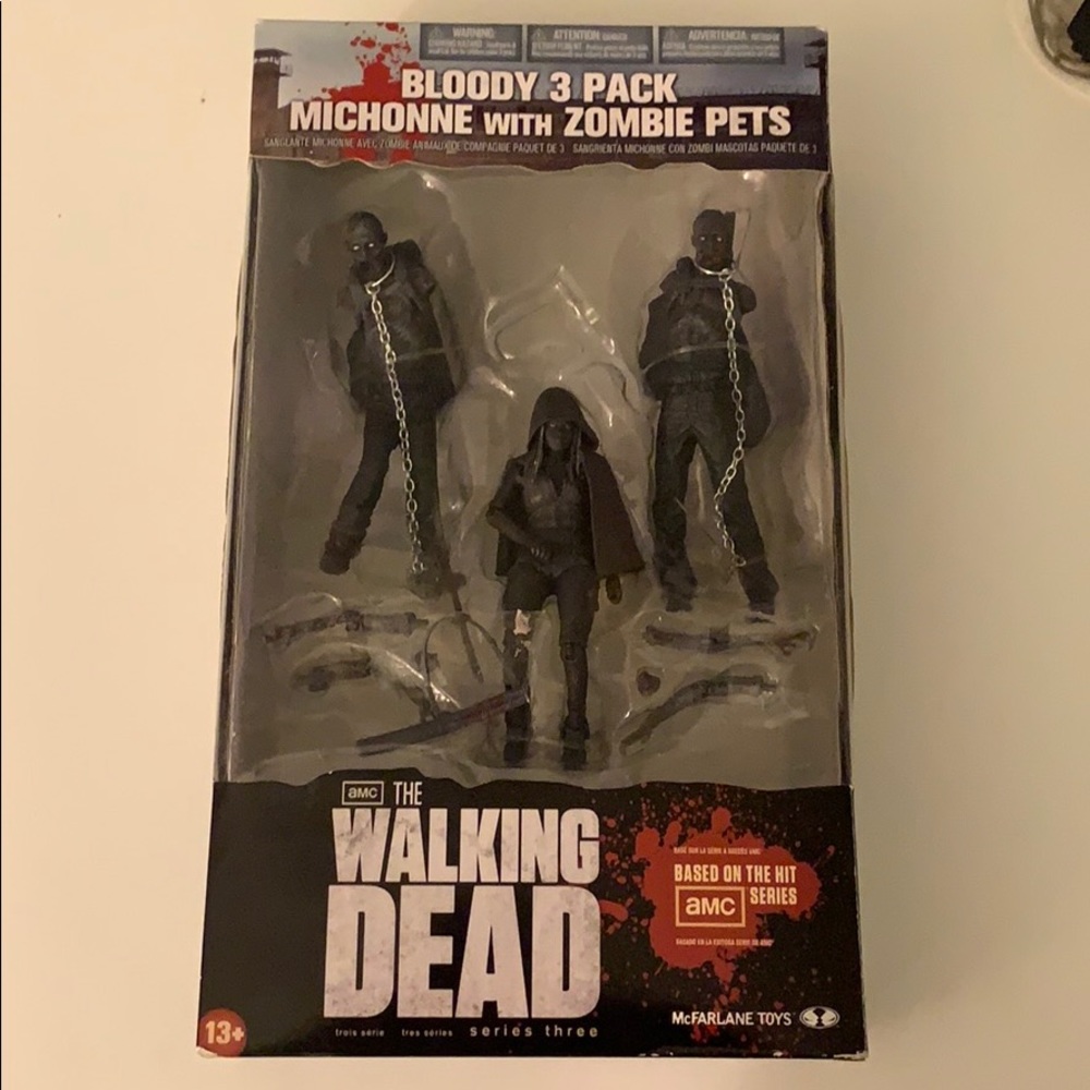 The walking dead 3 pack michonne w zombie pets